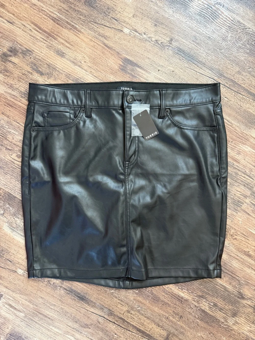 Torrid Mini Faux Leather 5 Pocket Skirt Deep Black Size 12 NWT